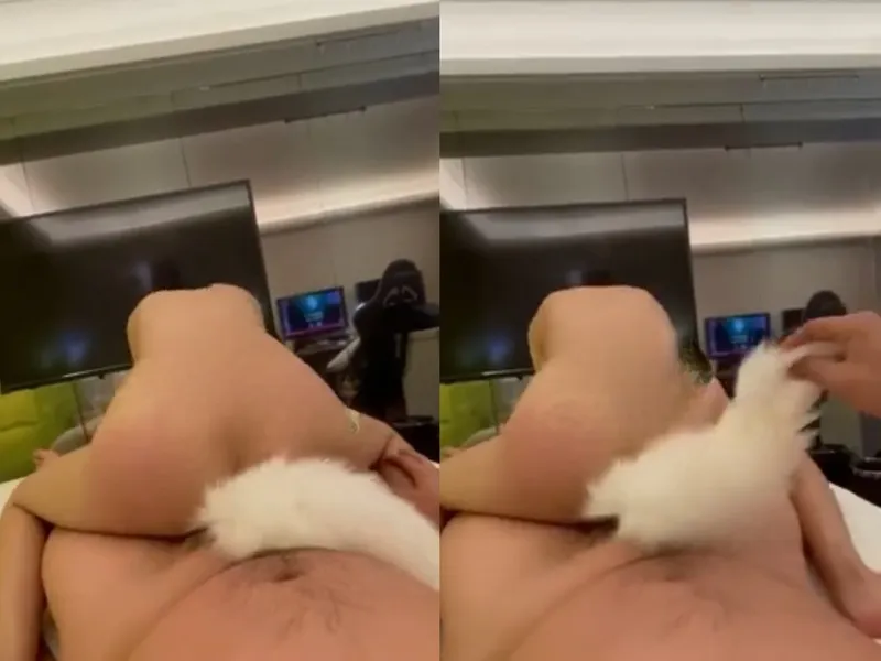 Sau khi đá trứng cút rung cô bé, còn bị bắt liếm thằng nhỏ mỏi miệng.